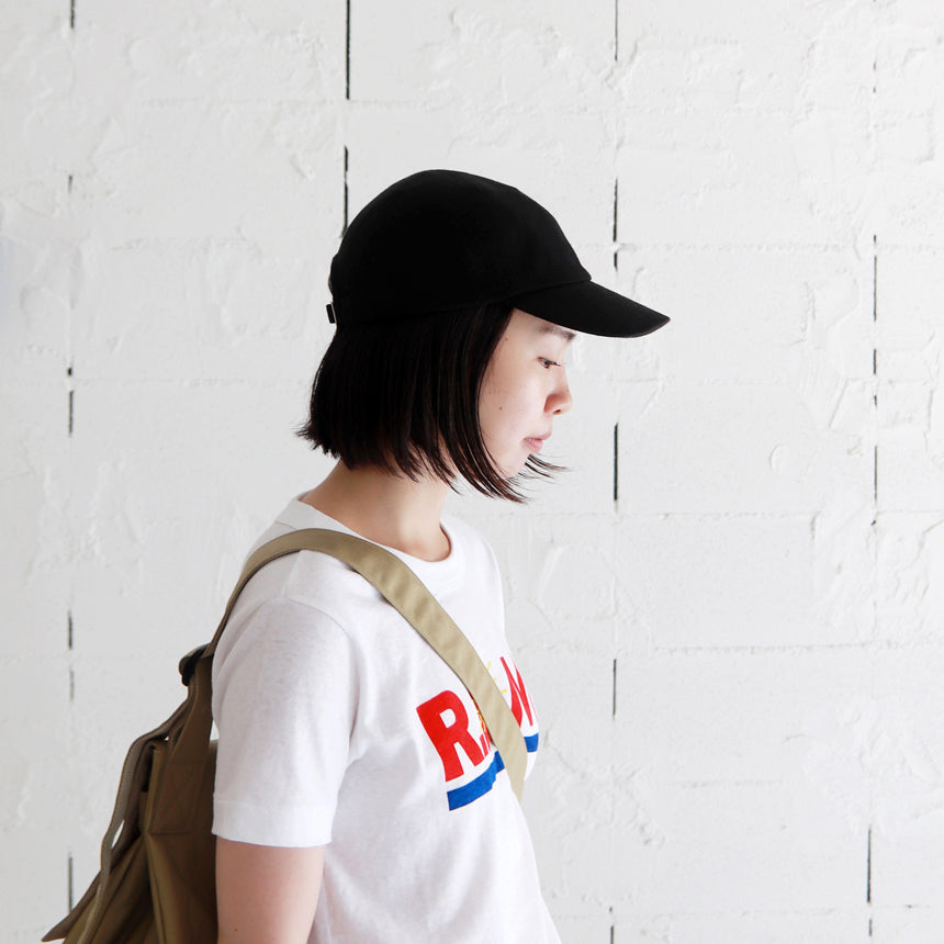 MATURE HA._MIL trainer cap / paper washed