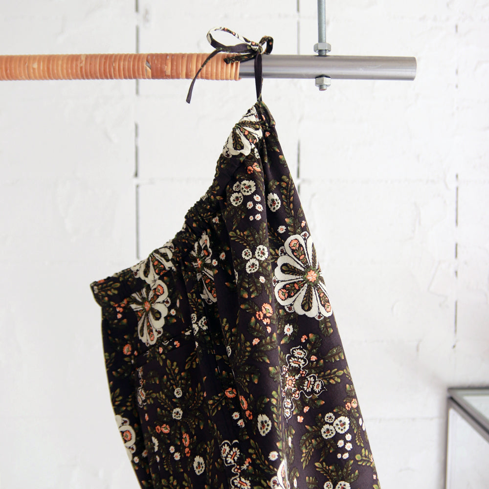R&D.M.Co- KALEIDOSCOPE FLOWER COCOON PANTS