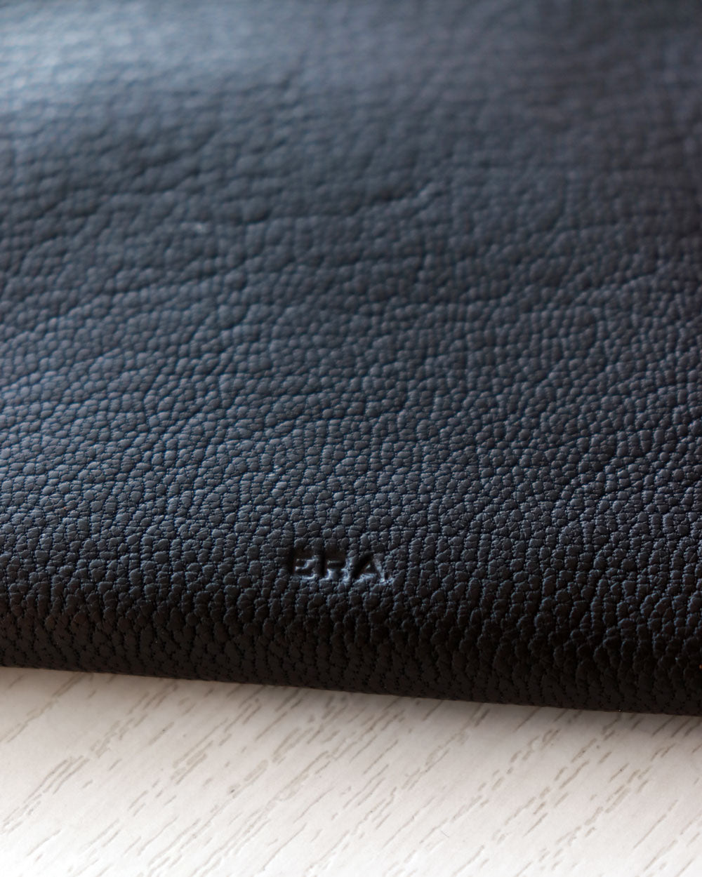 ERA. EO GOAT ZIP POUCH SHORT