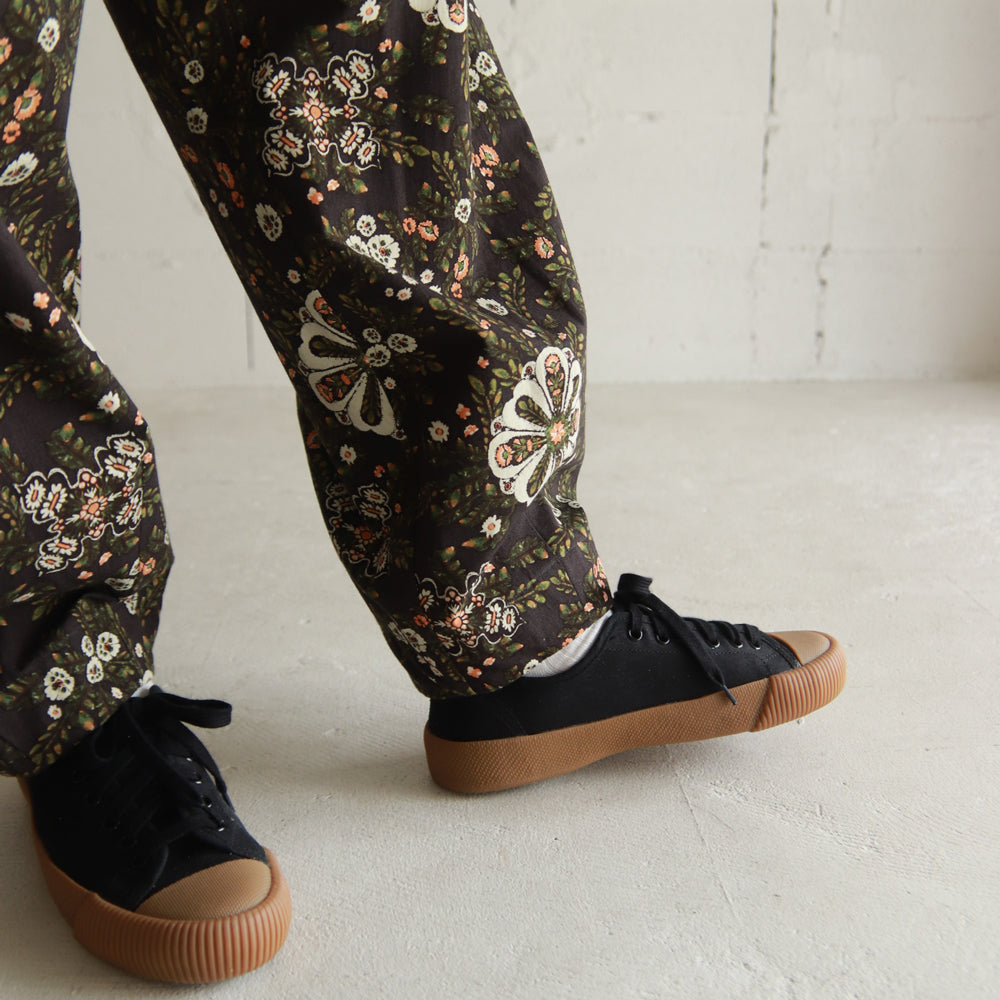 R&D.M.Co- KALEIDOSCOPE FLOWER COCOON PANTS