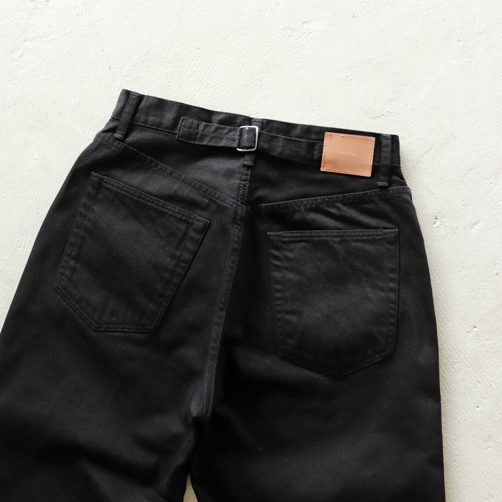 HATSKI Back Buckle Cropped Denim