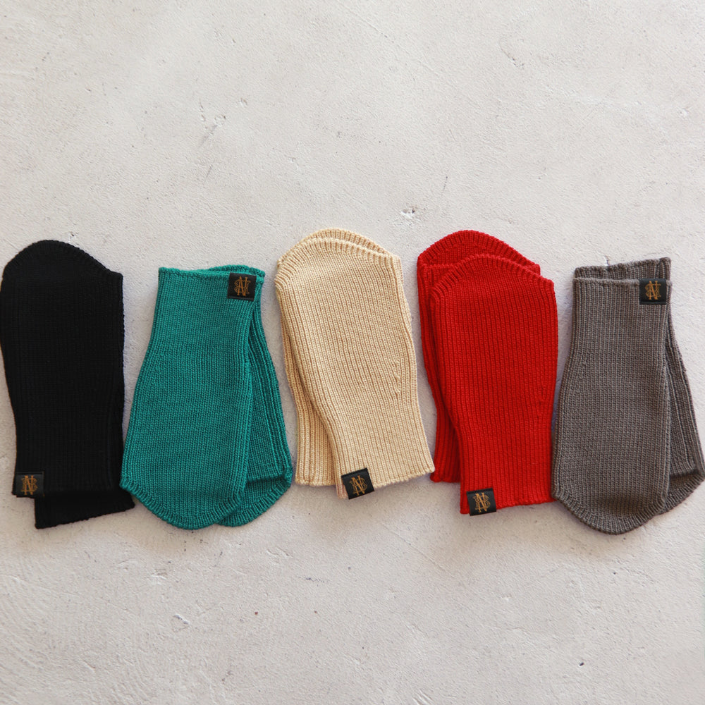 BATONER SOLID WOOL HAND WARMER