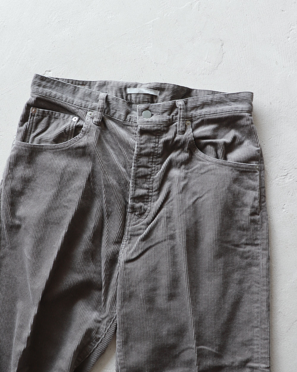 HATSKI Back Buckle Corduroy Pants HTK-22011-C