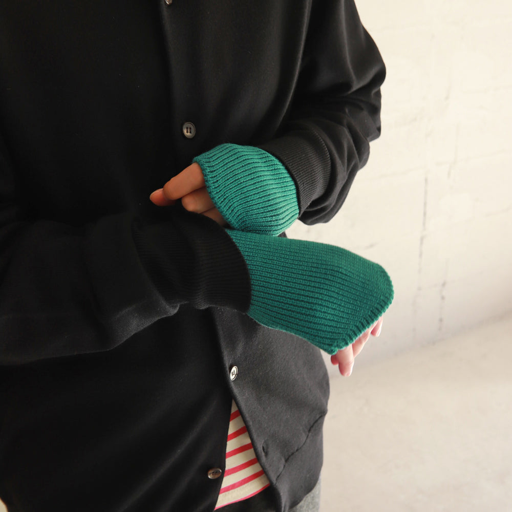BATONER SOLID WOOL HAND WARMER