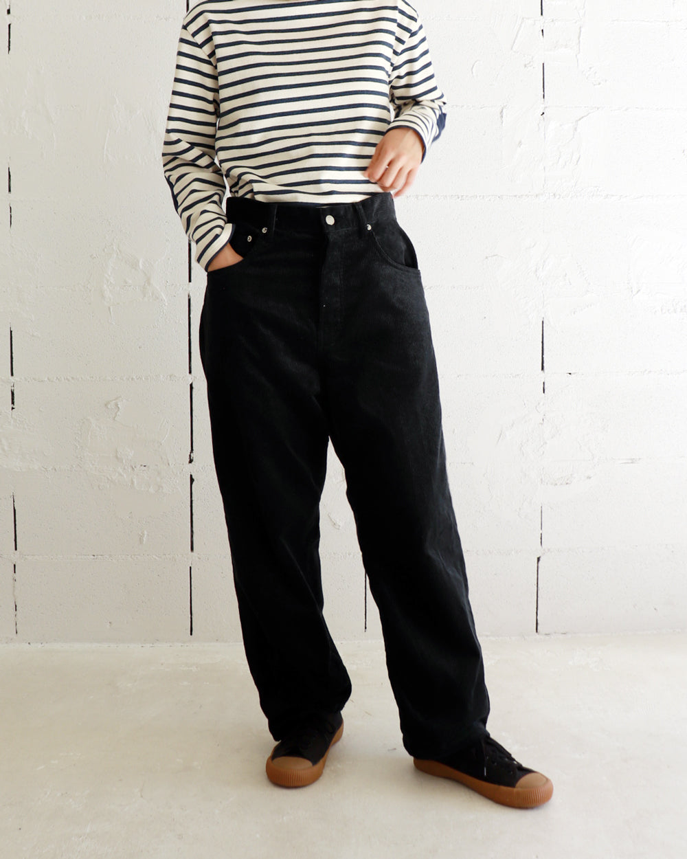 HATSKI Back Buckle Corduroy Pants HTK-22011-C