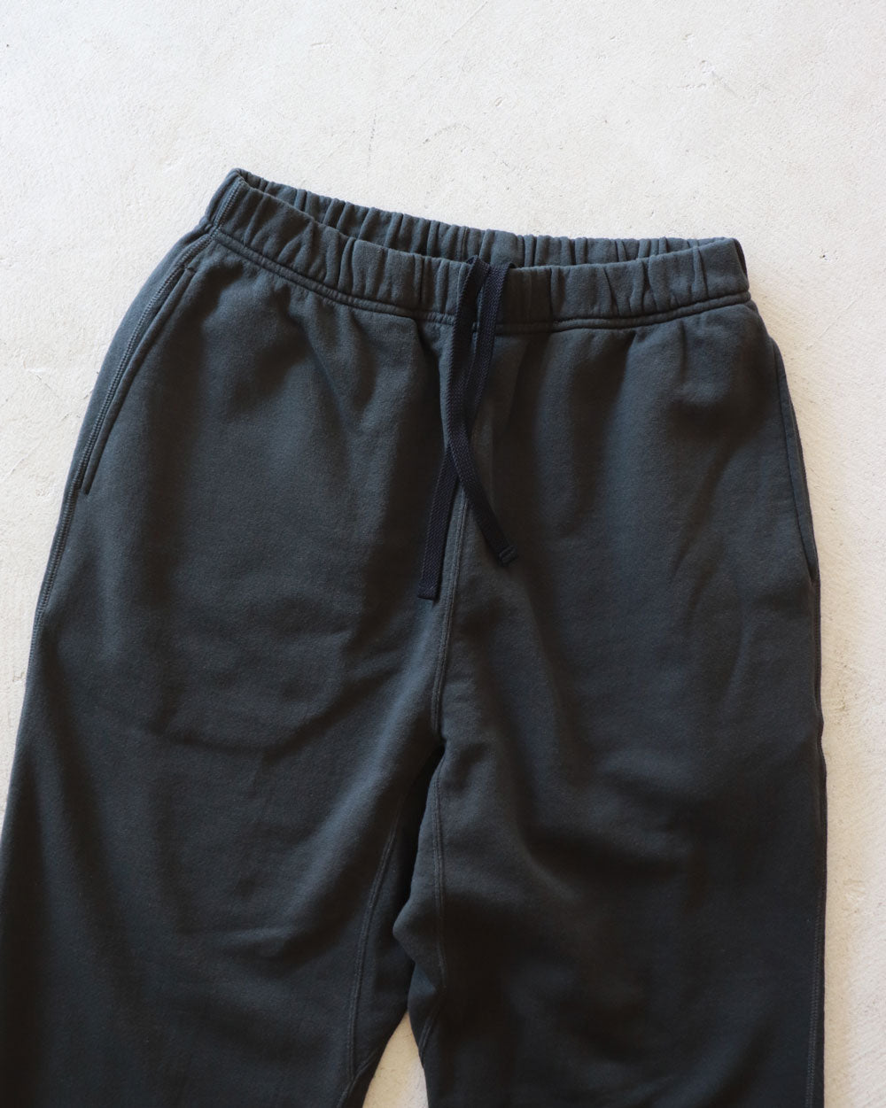 HATSKI Line Sweat Pants HTK-25013
