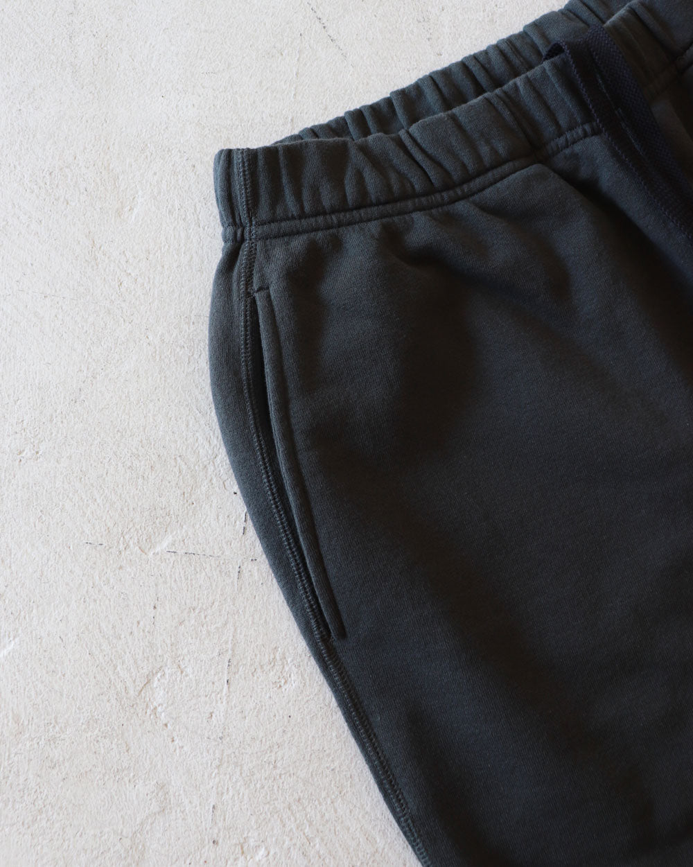HATSKI Line Sweat Pants HTK-25013