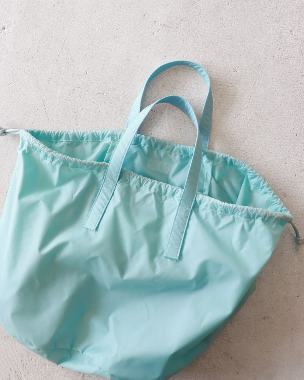 ERA. RENYLON HELMET BAG
