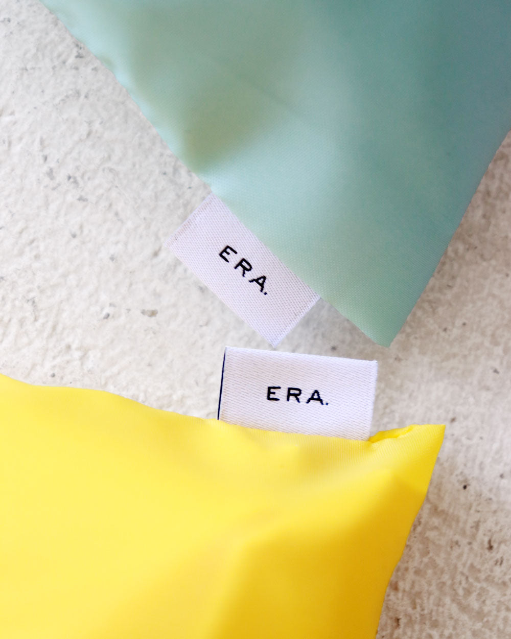 ERA. RENYLON HELMET BAG