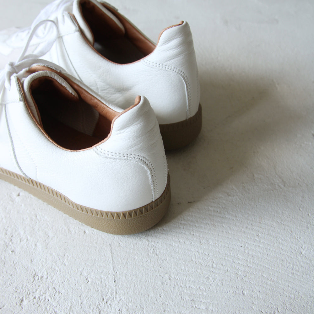 REPRODUCTION OF FOUND GERMAN MILITARY TRAINER WHITE