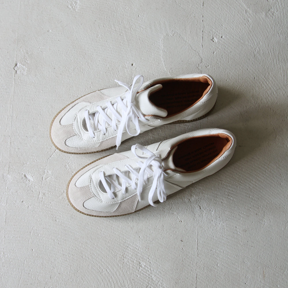 REPRODUCTION OF FOUND GERMAN MILITARY TRAINER WHITE
