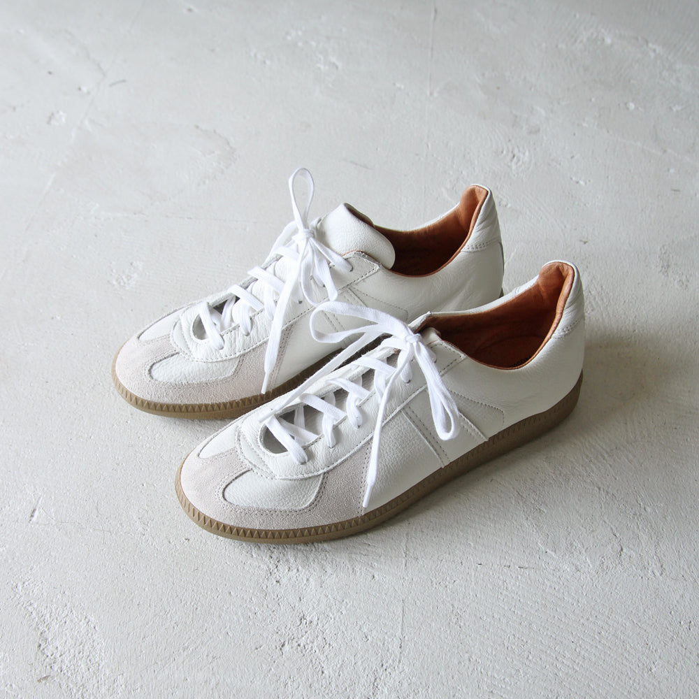 REPRODUCTION OF FOUND GERMAN MILITARY TRAINER WHITE
