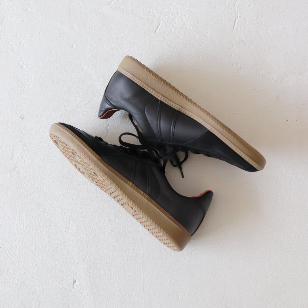REPRODUCTION OF FOUND GERMAN MILITARY TRAINER BLACK