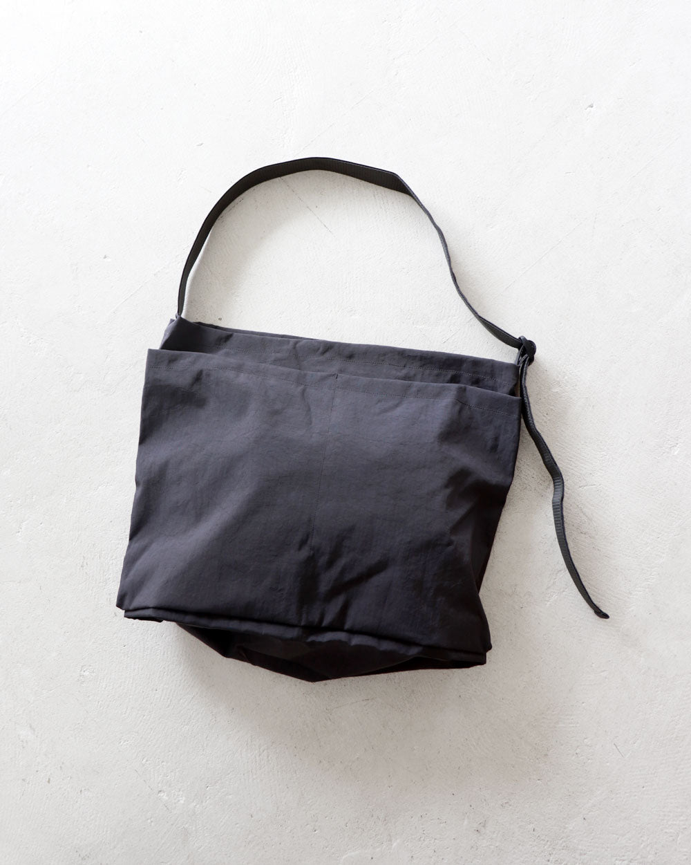 ERA.　TAS US HELMET BAG
