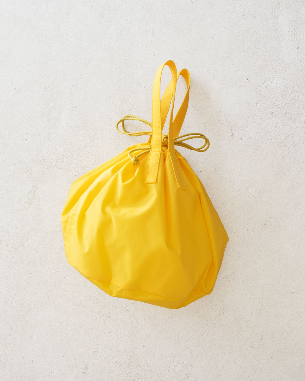 ERA.　RENYLON HELMET BAG