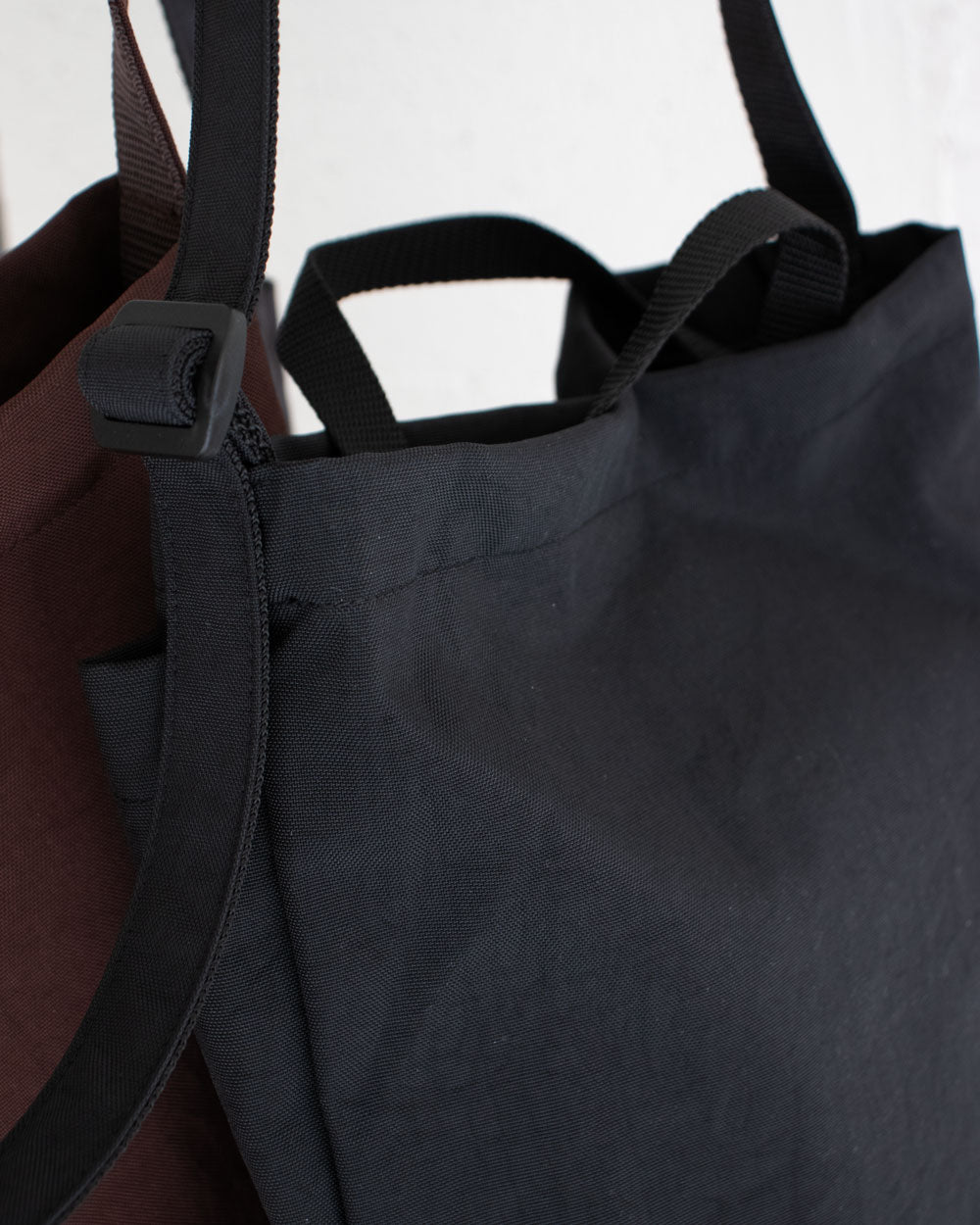 ERA. TAS US HELMET BAG HALF