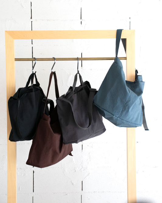 ERA.　TAS US HELMET BAG