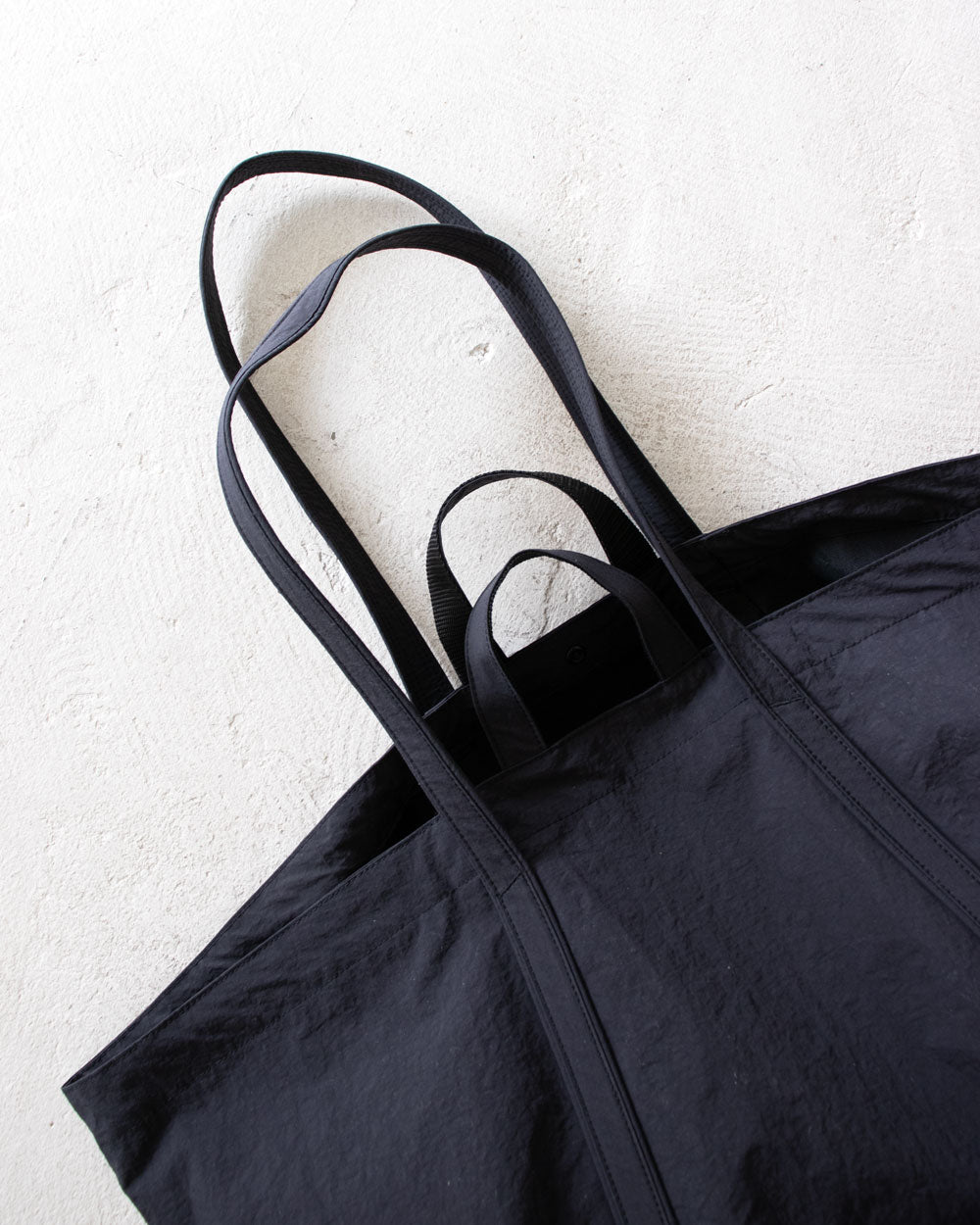 ERA. SHRINK WRAP TOTE BAG