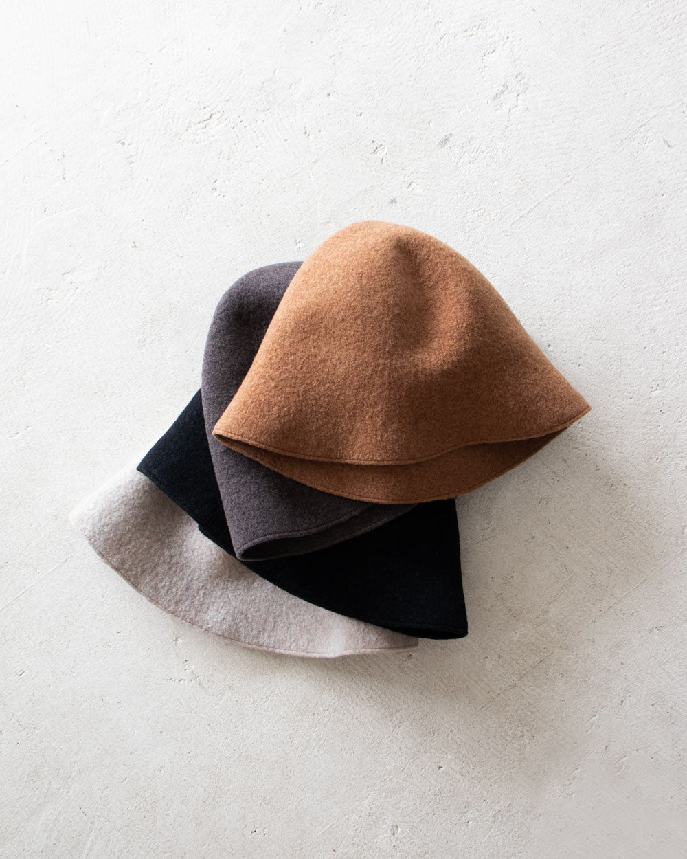 mature ha.　bell hat - lamb wool