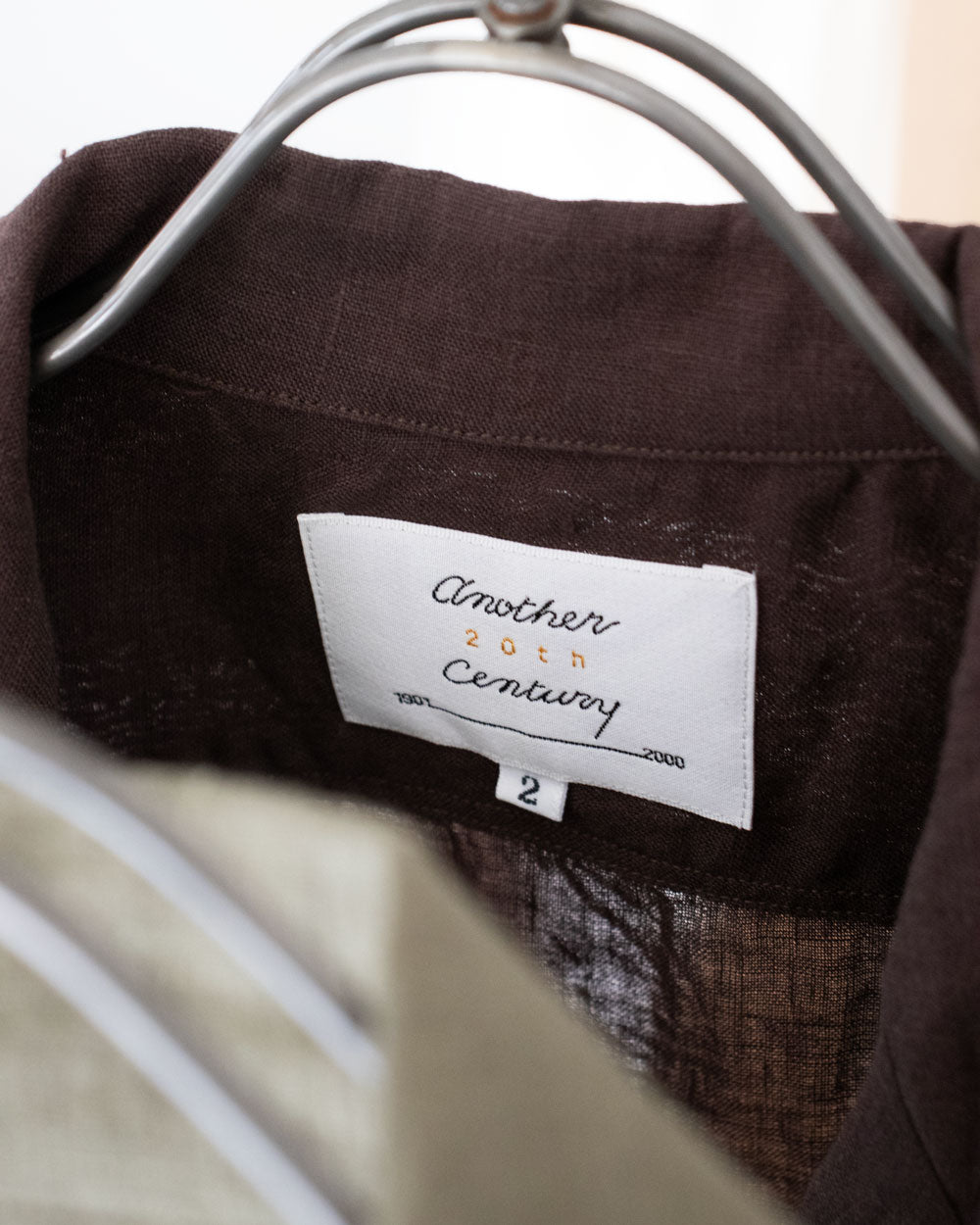 ANOTHER 20th CENTURY Guthrie Workers Linen100