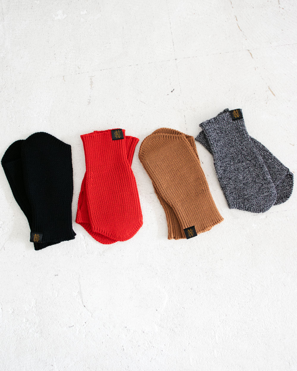 BATONER SOLID WOOL HAND WARMER