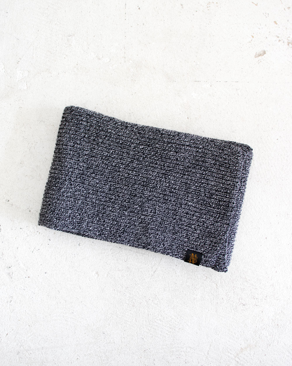 BATONER SOLID WOOL MUFFLER