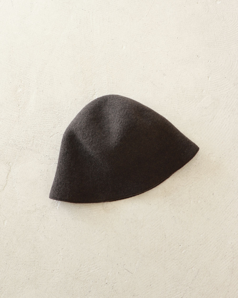 mature ha.　bell hat - lamb wool